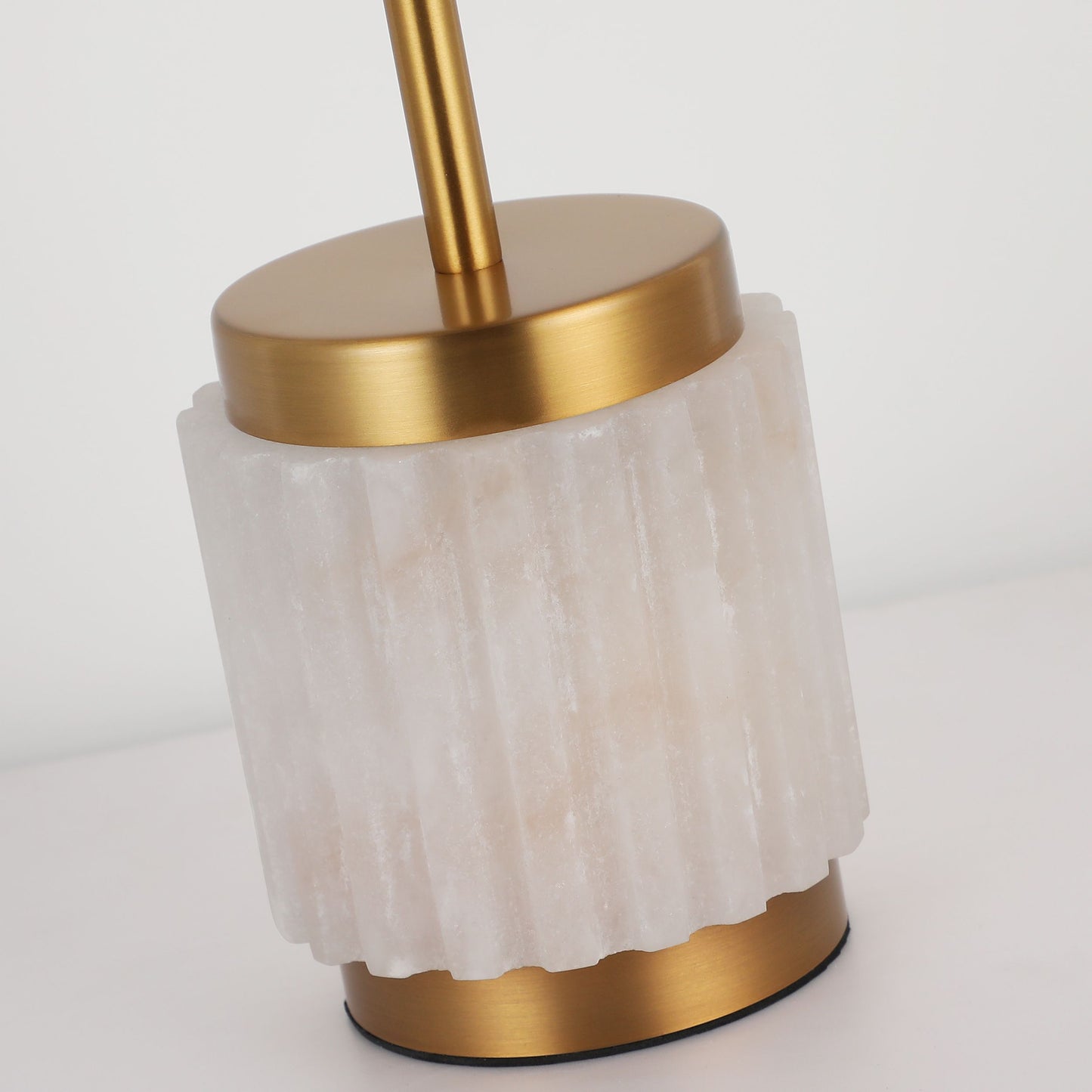 Modern Industrial Style Alabaster Gear Table Lamp