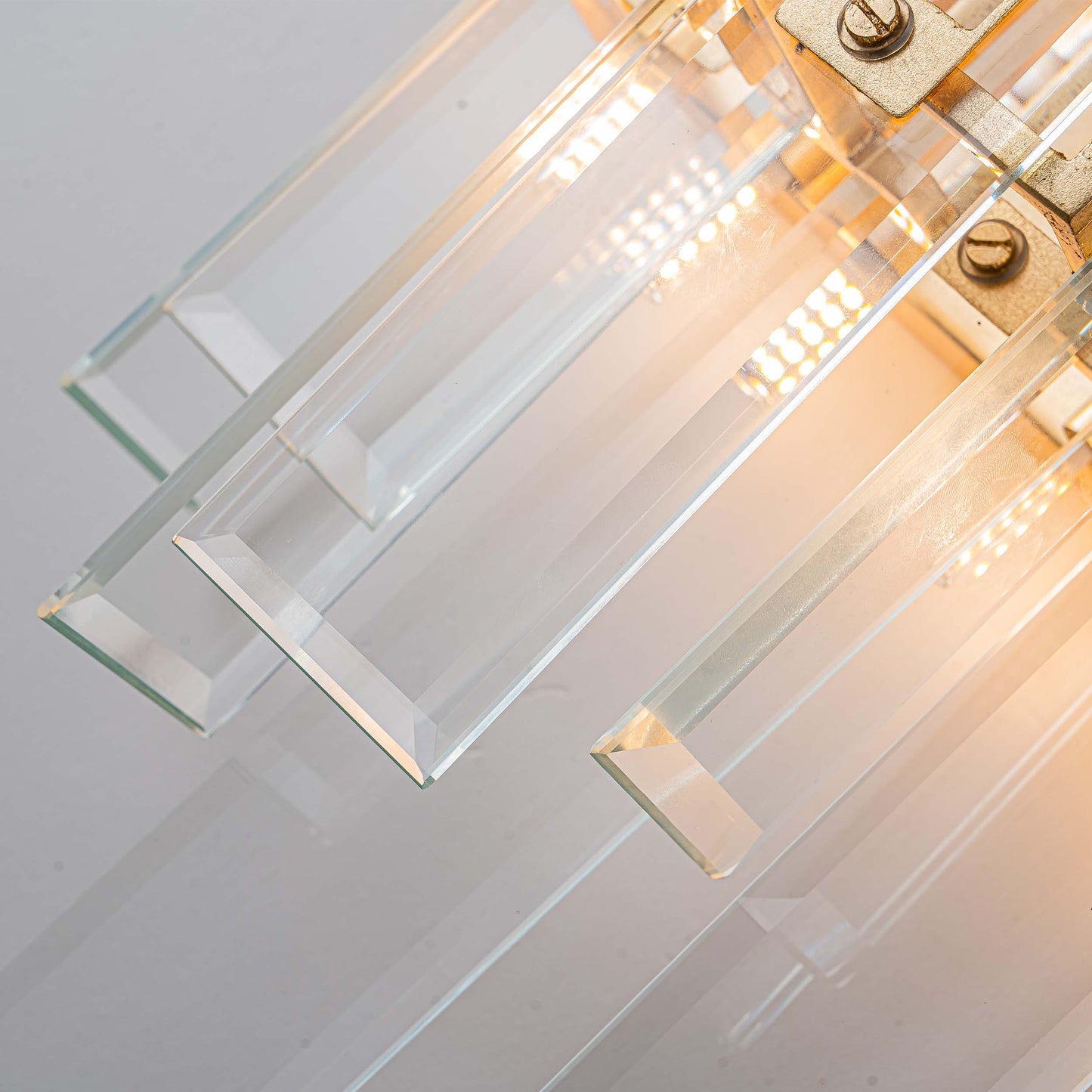 Layered glass panels wall lamp