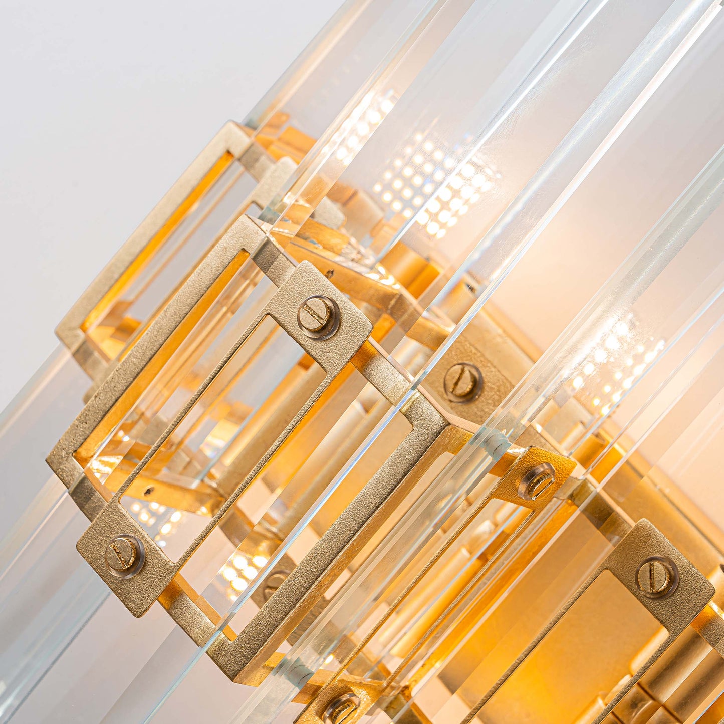 Layered glass panels wall lamp